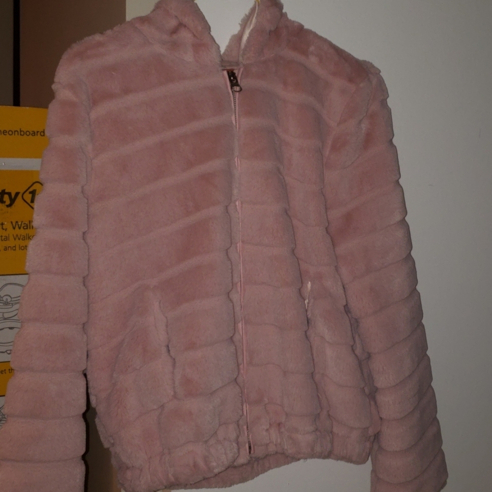 Puffy Jacket - Picture 4 of 6
